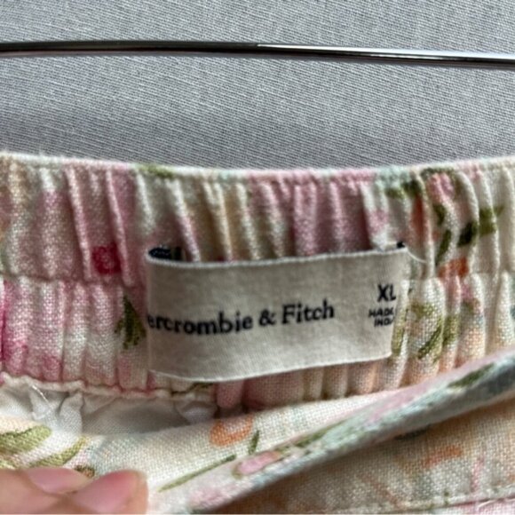 Abercrombie & Fitch Linen Blend Floral Romantic Shorts Sz XL - Picture 5 of 7